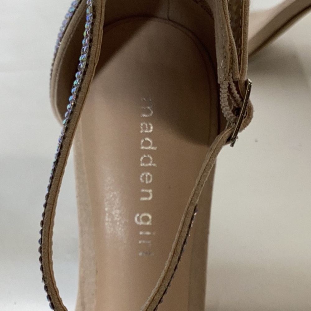 NWT MADDEN GIRL Beella Rhinestone Heels Size 10 - Picture 6 of 9